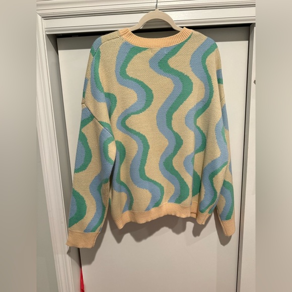 NWT Altar’d State Oversized Blue Green Ivory Wave Sweater Medium Brand New - Picture 7 of 7
